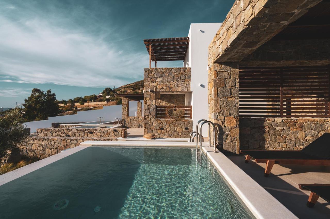 Kouros Blanc Resort & Suites Pounda Buitenkant foto