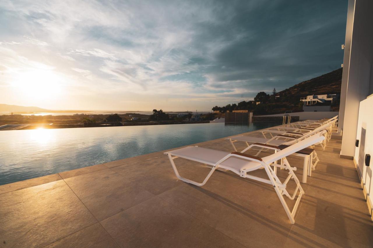 Kouros Blanc Resort & Suites Pounda Buitenkant foto