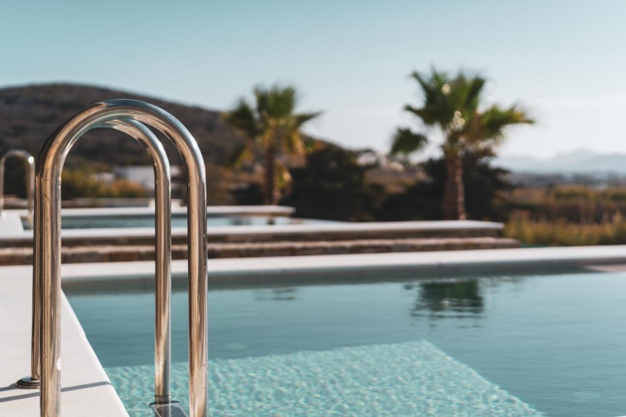 Kouros Blanc Resort & Suites Pounda Buitenkant foto