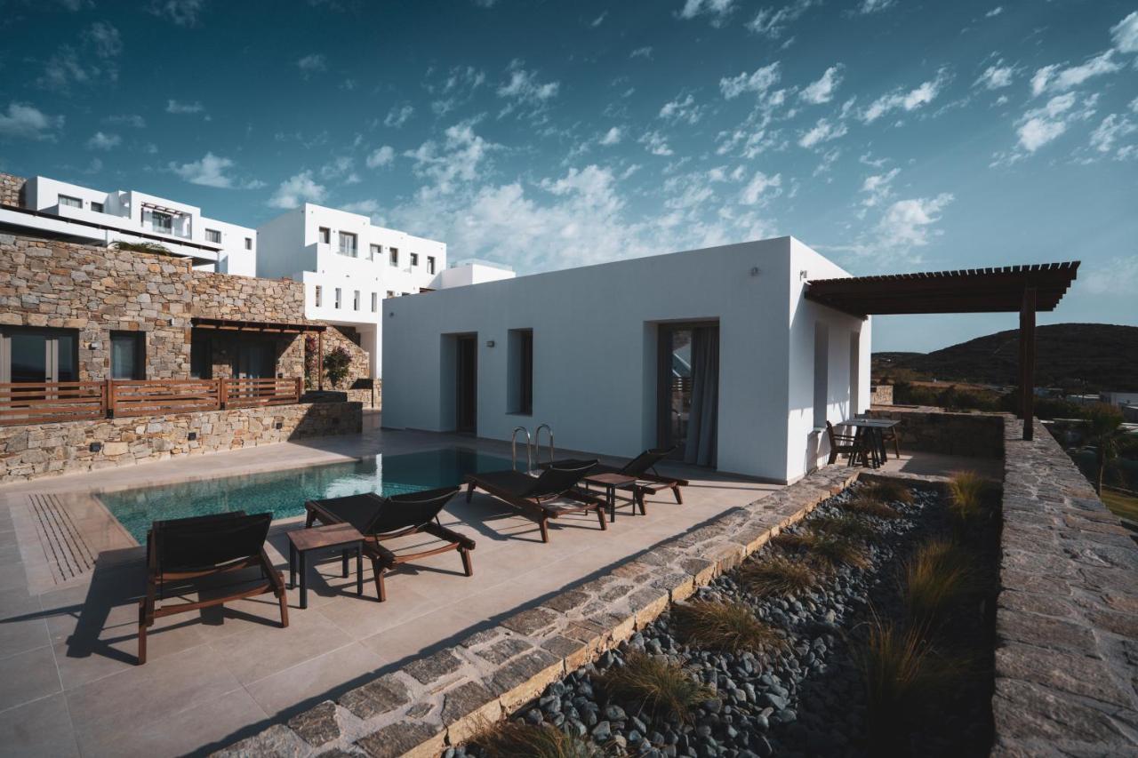 Kouros Blanc Resort & Suites Pounda Buitenkant foto