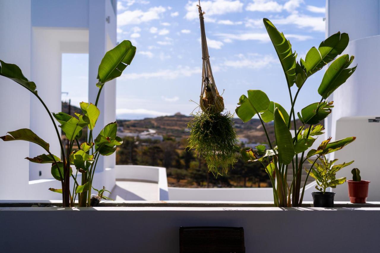Kouros Blanc Resort & Suites Pounda Buitenkant foto