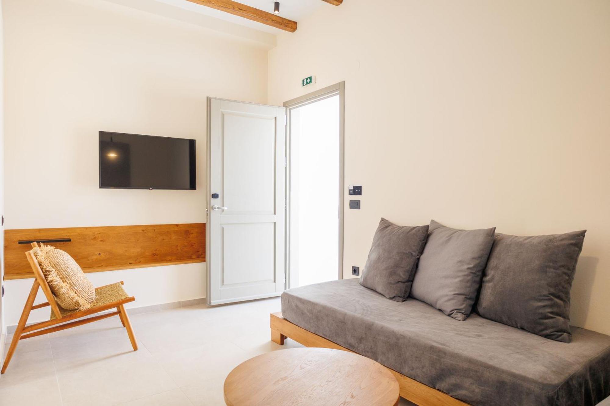 Kouros Blanc Resort & Suites Pounda Kamer foto